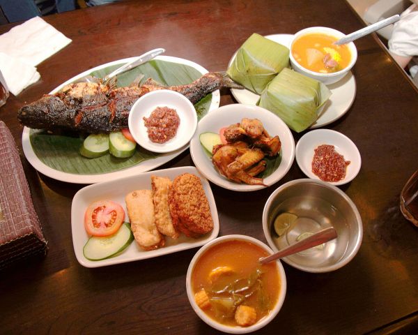 ẩm thực Indonesia